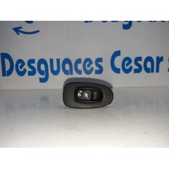MANDO ELEVALUNAS DELANTERO DERECHO 0K2N366360 