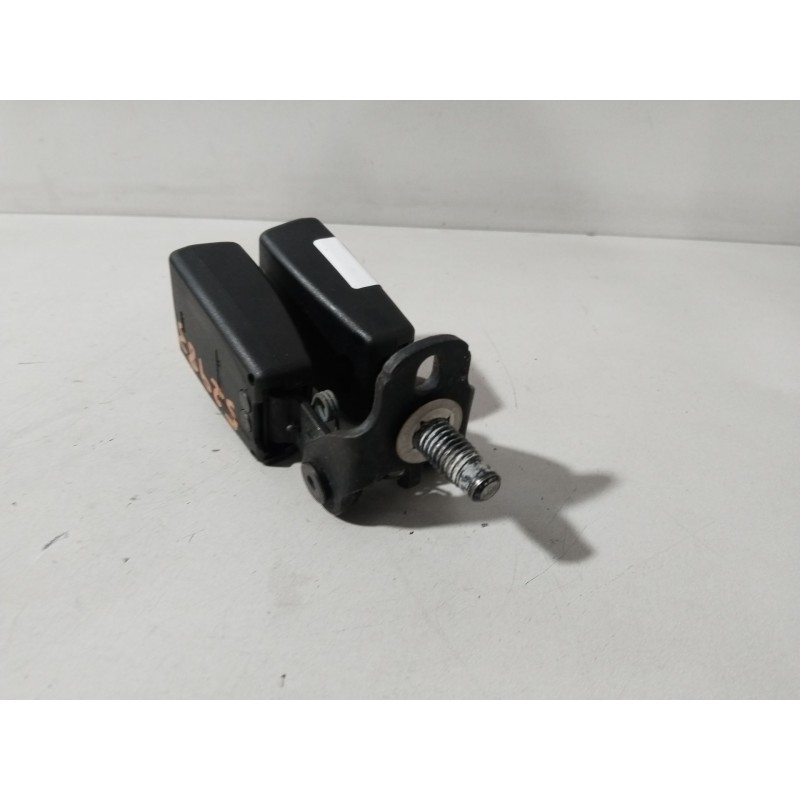ANCLAJE CINTURON TRASERO MEDIO 4M51A613K21AA  - imagen 2