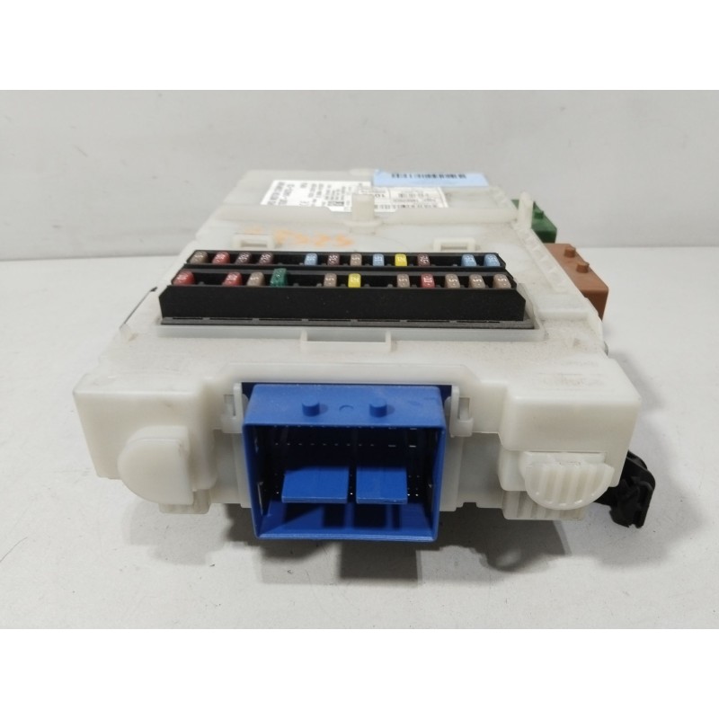 CAJA RELES / FUSIBLES 7G9T14A073CD  - imagen 4