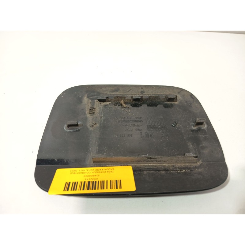 TAPA EXTERIOR COMBUSTIBLE 5JA809909  - imagen 3