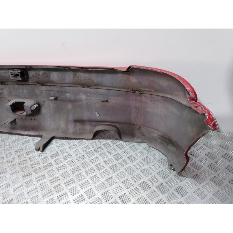 PARAGOLPES TRASERO ROJO  - imagen 2