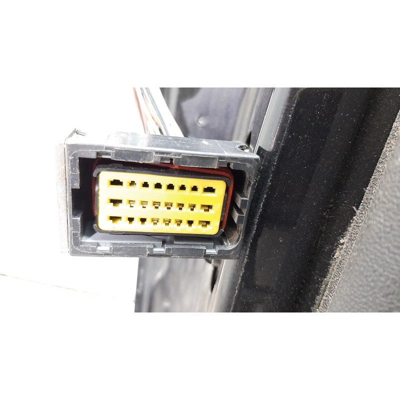 PUERTA TRASERA DERECHA 0096525703  - imagen 2