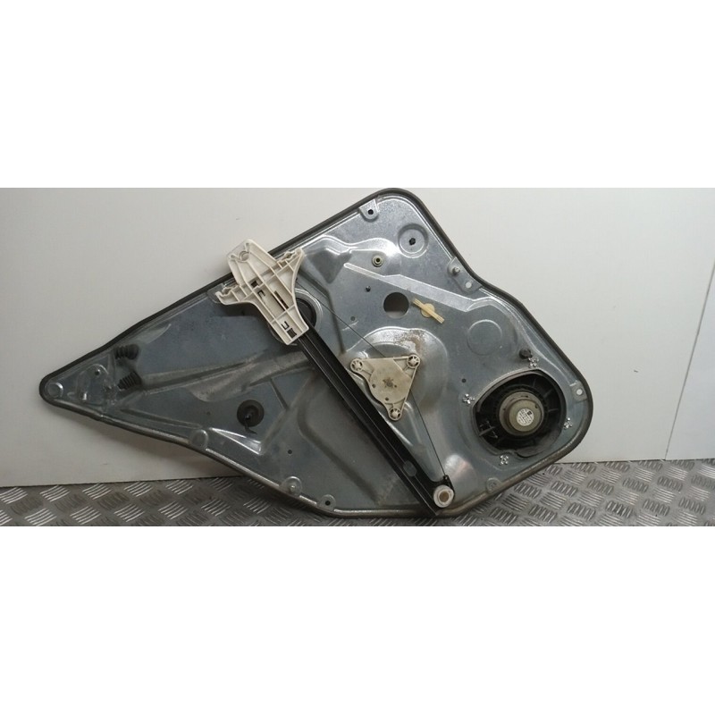 ELEVALUNAS TRASERO DERECHO 6L4839762G  - imagen 1