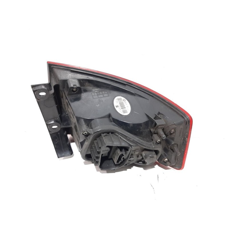 PILOTO TRASERO DERECHO 6JH945096E  - imagen 2