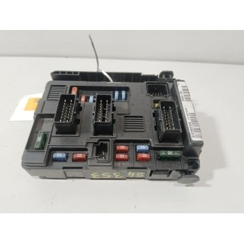 CAJA RELES / FUSIBLES 965061848000 