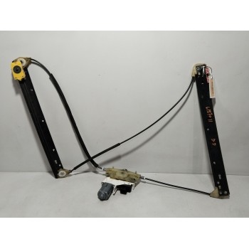 ELEVALUNAS DELANTERO DERECHO 4F0837462D 