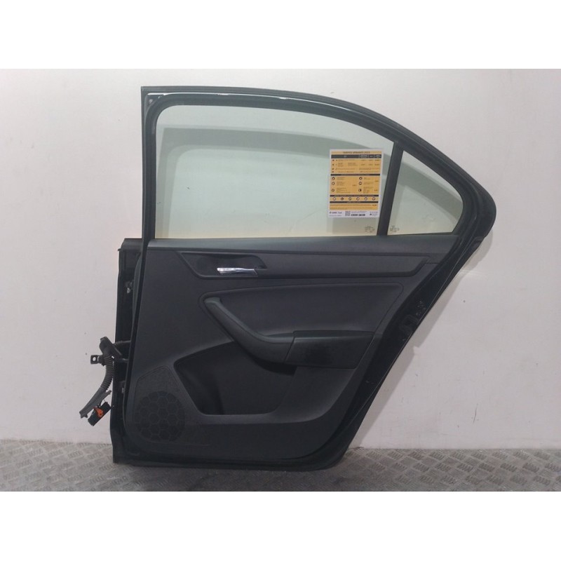 PUERTA TRASERA DERECHA 5JA833056B AMARILLO  - imagen 2