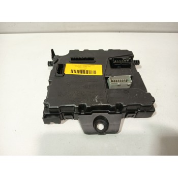 CAJA RELES / FUSIBLES 284B19497R 