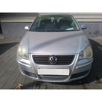 VOLKSWAGEN POLO (9N3)