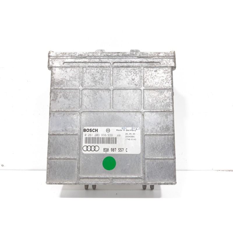 CENTRALITA MOTOR UCE 8D0907557CV 0261203938  - imagen 1