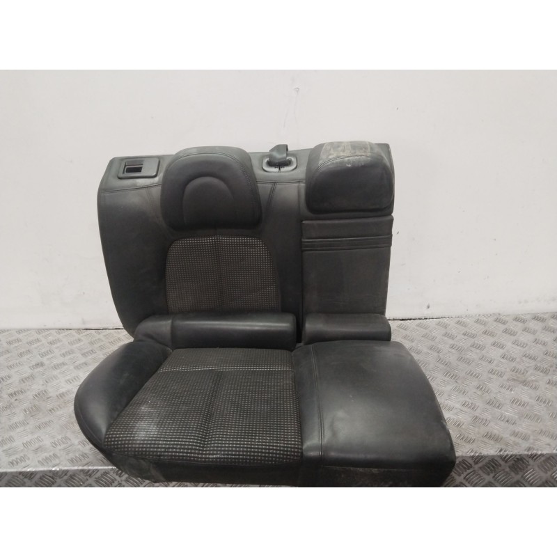 ASIENTO TRASERO DERECHO NEGRO  - imagen 1
