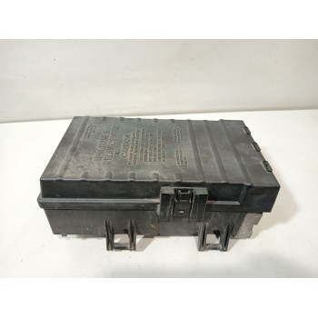 CAJA RELES / FUSIBLES 10020AU 