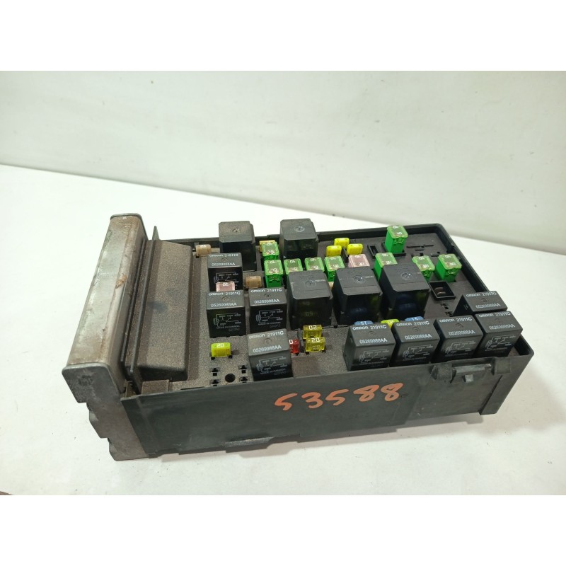 CAJA RELES / FUSIBLES 10020AU  - imagen 4