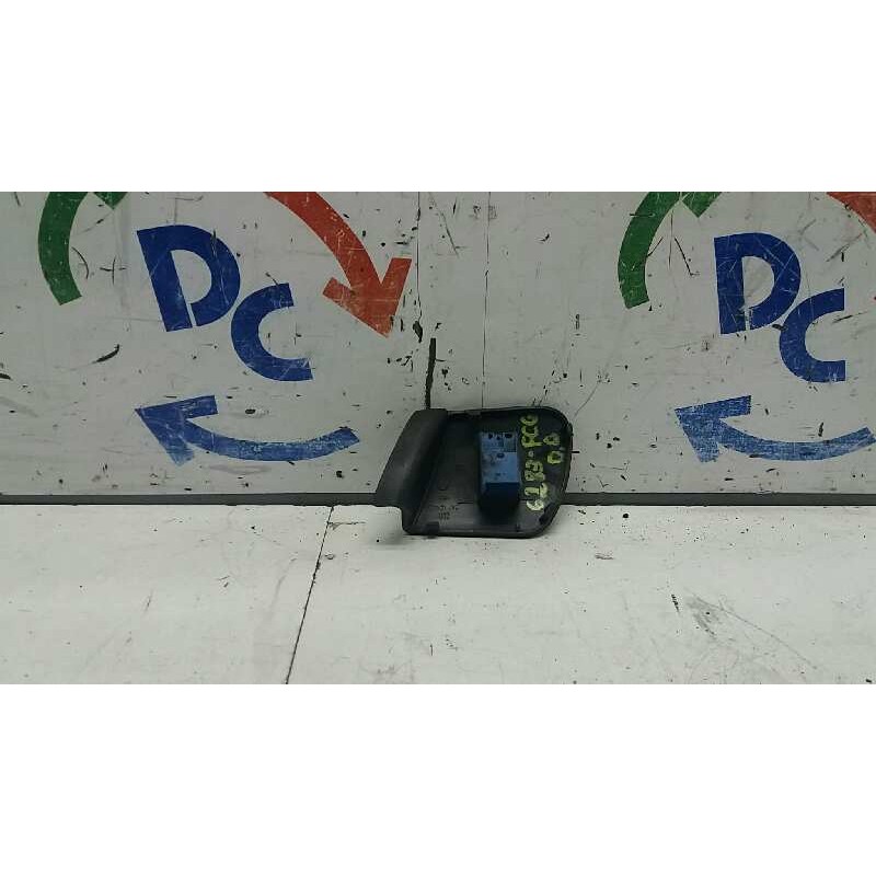 MANDO ELEVALUNAS DELANTERO DERECHO 1U1867186C  - imagen 2