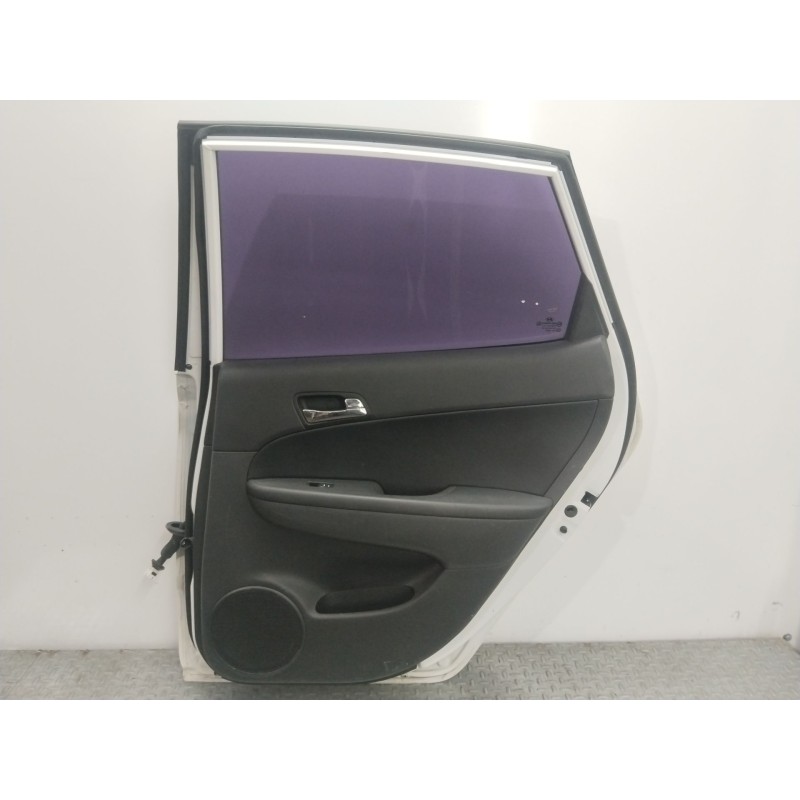 PUERTA TRASERA DERECHA 770042L010  - imagen 4