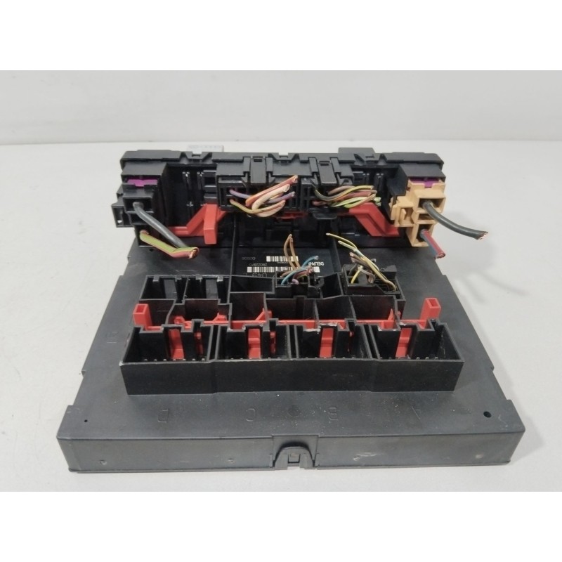 CAJA RELES / FUSIBLES 3C0937049L  - imagen 3