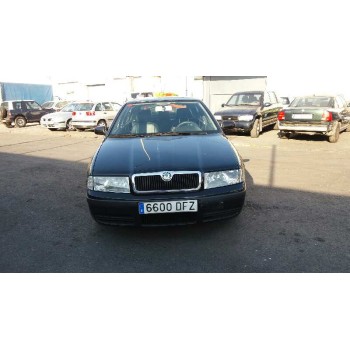 SKODA OCTAVIA BERLINA (1U2)