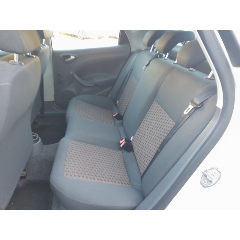 SEAT IBIZA IV (6J5, 6P1) - imagen 4
