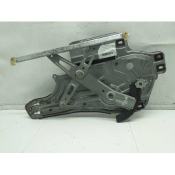 ELEVALUNAS DELANTERO DERECHO 8240626000 