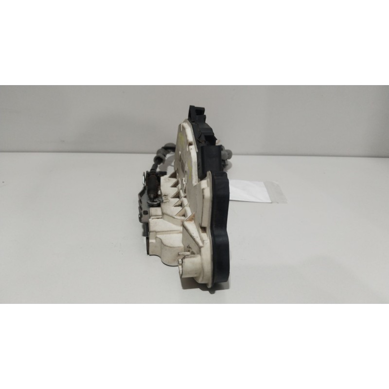 CERRADURA PUERTA DELANTERA IZQUIERDA 5N1837015A  - imagen 2