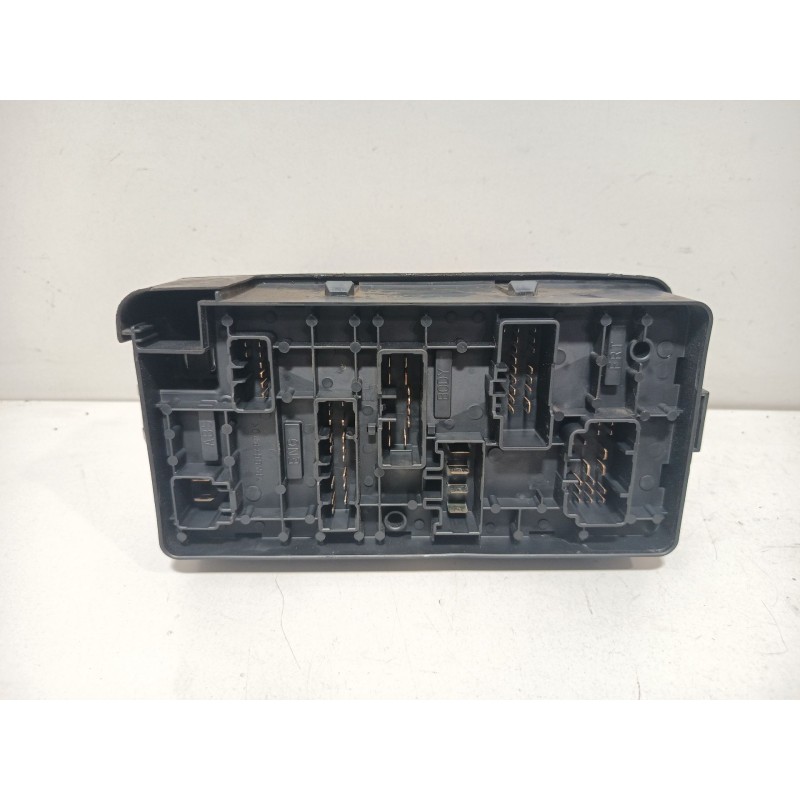 CAJA RELES / FUSIBLES 96451738  - imagen 1