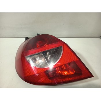 PILOTO TRASERO IZQUIERDO 265552505R  OEM 265552505R