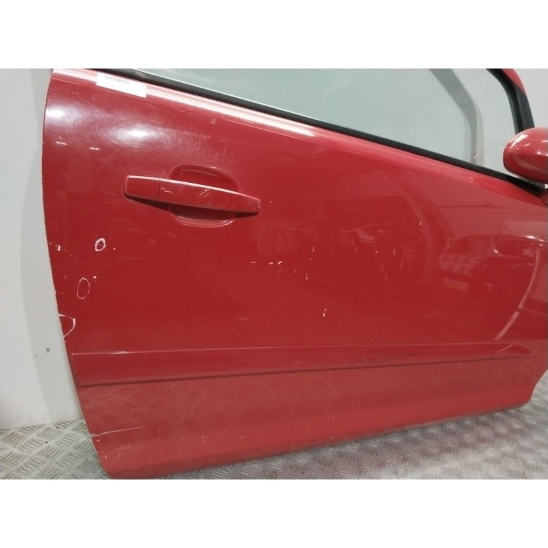 PUERTA DELANTERA DERECHA 93191127 ROJO - imagen 2