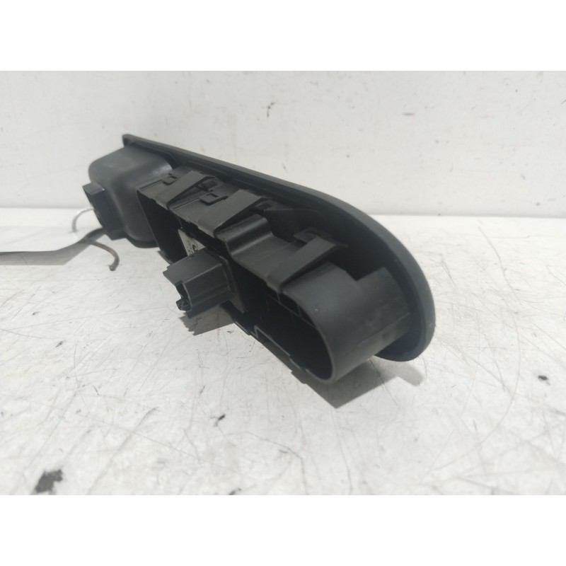 MANDO ELEVALUNAS DELANTERO DERECHO 96351625XT  - imagen 3
