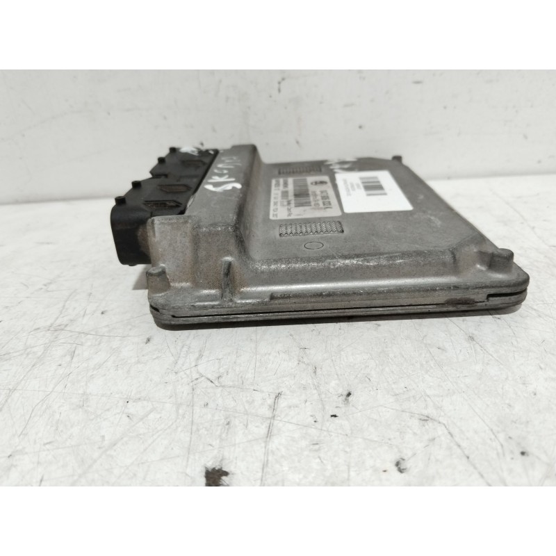 CENTRALITA MOTOR UCE 047906033K  - imagen 3