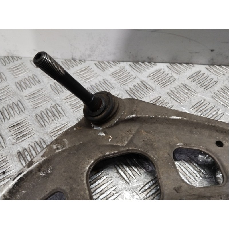 BRAZO SUSPENSION INFERIOR DELANTERO DERECHO 31122341828  - imagen 3