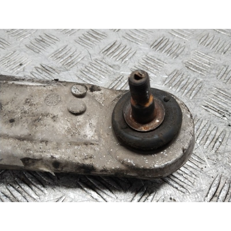 BRAZO SUSPENSION INFERIOR DELANTERO DERECHO 31122341828  - imagen 4
