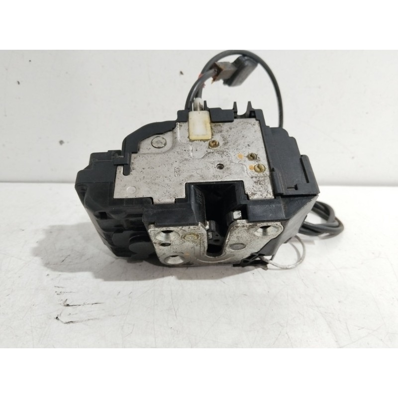 CERRADURA PUERTA DELANTERA DERECHA 805009U10B  - imagen 3