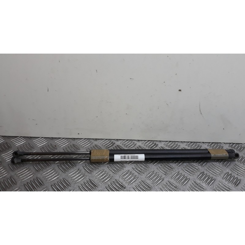 AMORTIGUADORES MALETERO / PORTON 904509U00C 