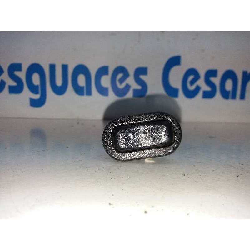 MANDO ELEVALUNAS DELANTERO DERECHO  - imagen 2