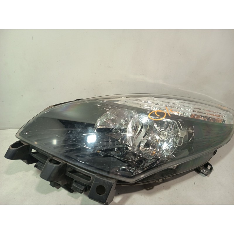 FARO IZQUIERDO 260606760R 89903290  - imagen 1