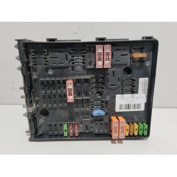 CAJA RELES / FUSIBLES 1K0937124K 