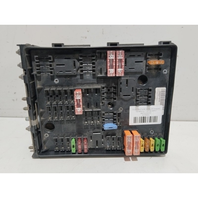 CAJA RELES / FUSIBLES 1K0937124K  - imagen 1