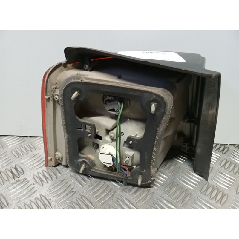 PILOTO TRASERO DERECHO 0K2JB51150A  - imagen 3