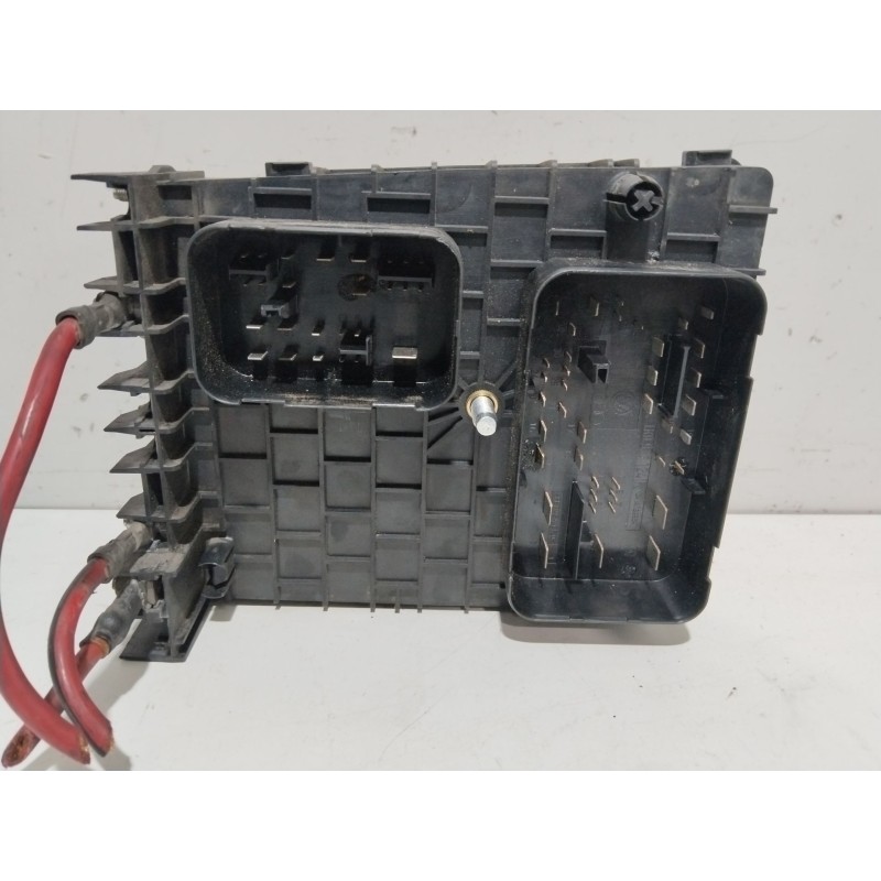CAJA RELES / FUSIBLES 1K0937124K  - imagen 2