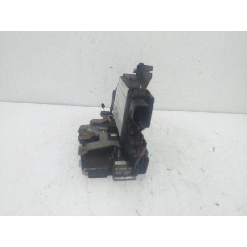 CERRADURA PUERTA TRASERA DERECHA 1J0973713  - imagen 4
