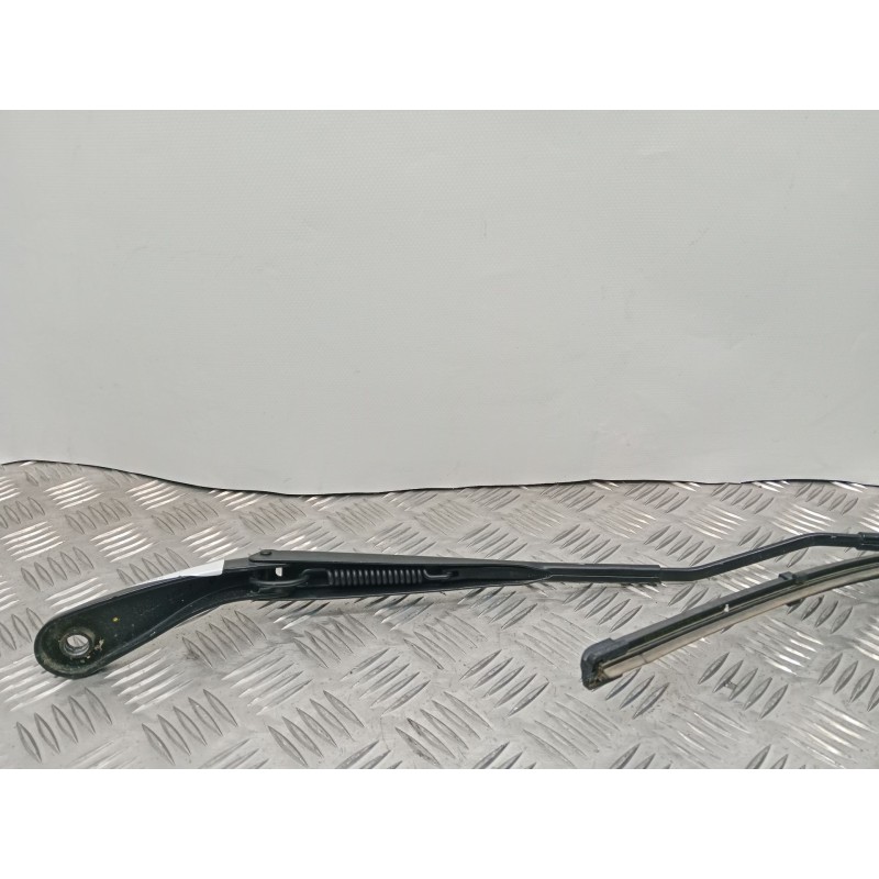 BRAZO LIMPIA DELANTERO IZQUIERDO 288818382R  - imagen 4