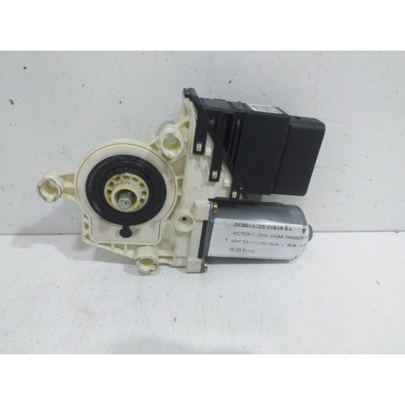 MOTOR ELEVALUNAS TRASERO DERECHO 1C0959812A  - imagen 3
