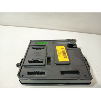 CAJA RELES / FUSIBLES 284B15986R 