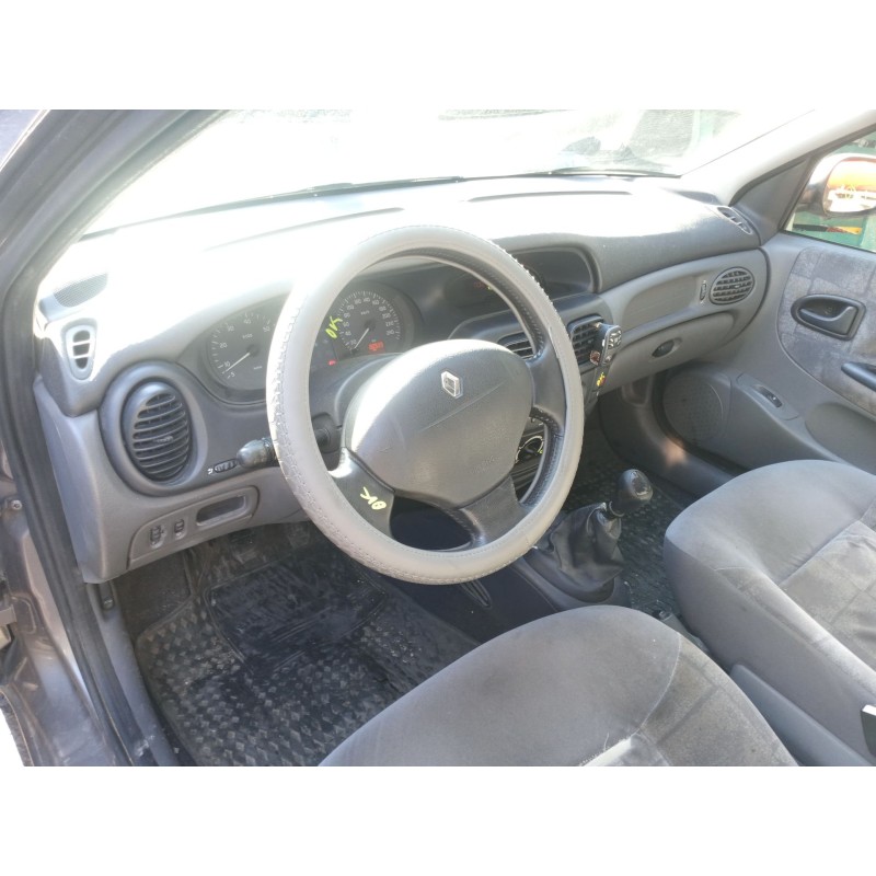 RENAULT MEGANE I (BA0/1_) - imagen 5