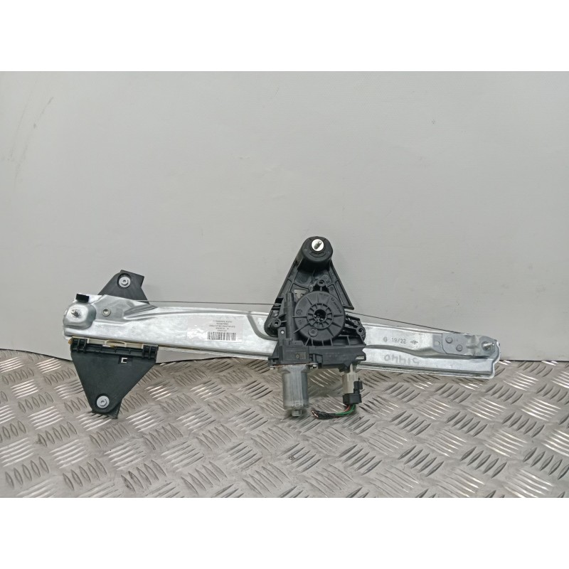 ELEVALUNAS DELANTERO IZQUIERDO 807212698R  - imagen 2