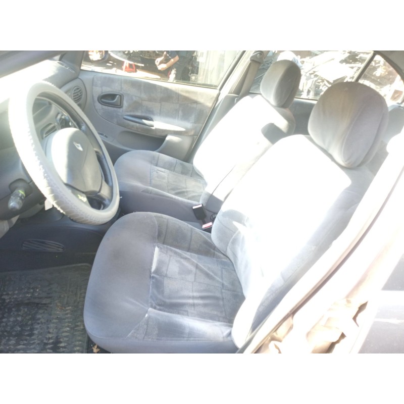 RENAULT MEGANE I (BA0/1_) - imagen 6