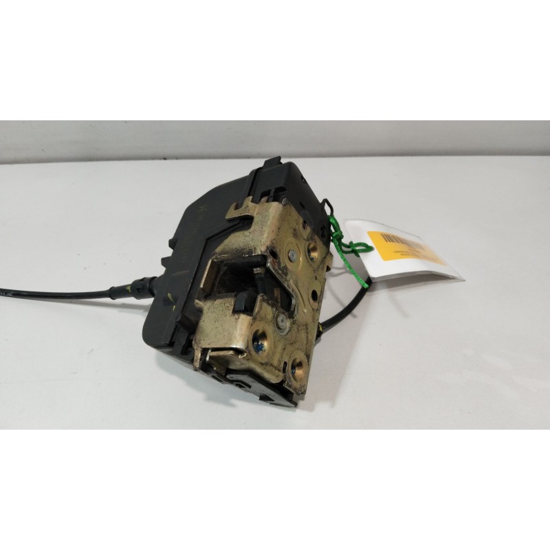 CERRADURA PUERTA TRASERA DERECHA 82500AV60B  - imagen 3