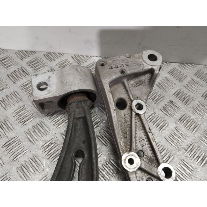 BRAZO SUSPENSION INFERIOR DELANTERO DERECHO 6X0407151A  - imagen 3