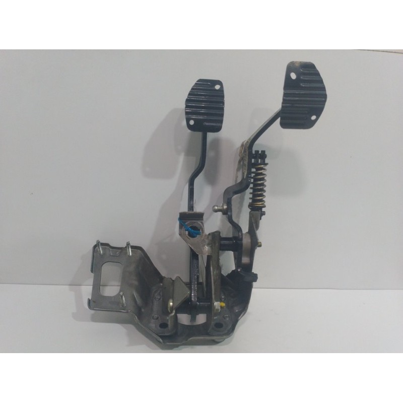 PEDAL EMBRAGUE 84PGQW0178686 094320120E  - imagen 1
