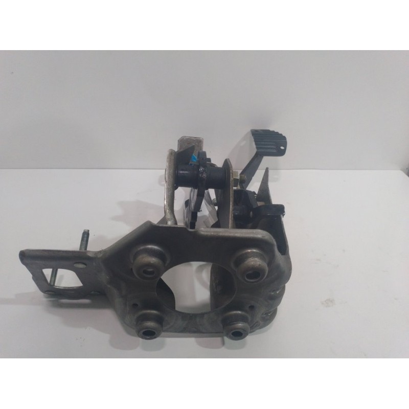 PEDAL EMBRAGUE 84PGQW0178686 094320120E  - imagen 4